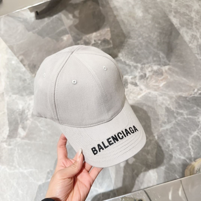 BALENCIAGA